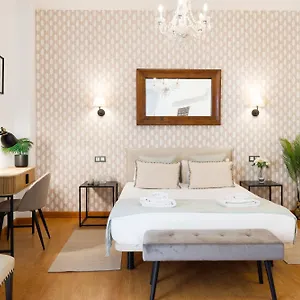 Apartamento C15 - Charming Modern In The Centre Málaga