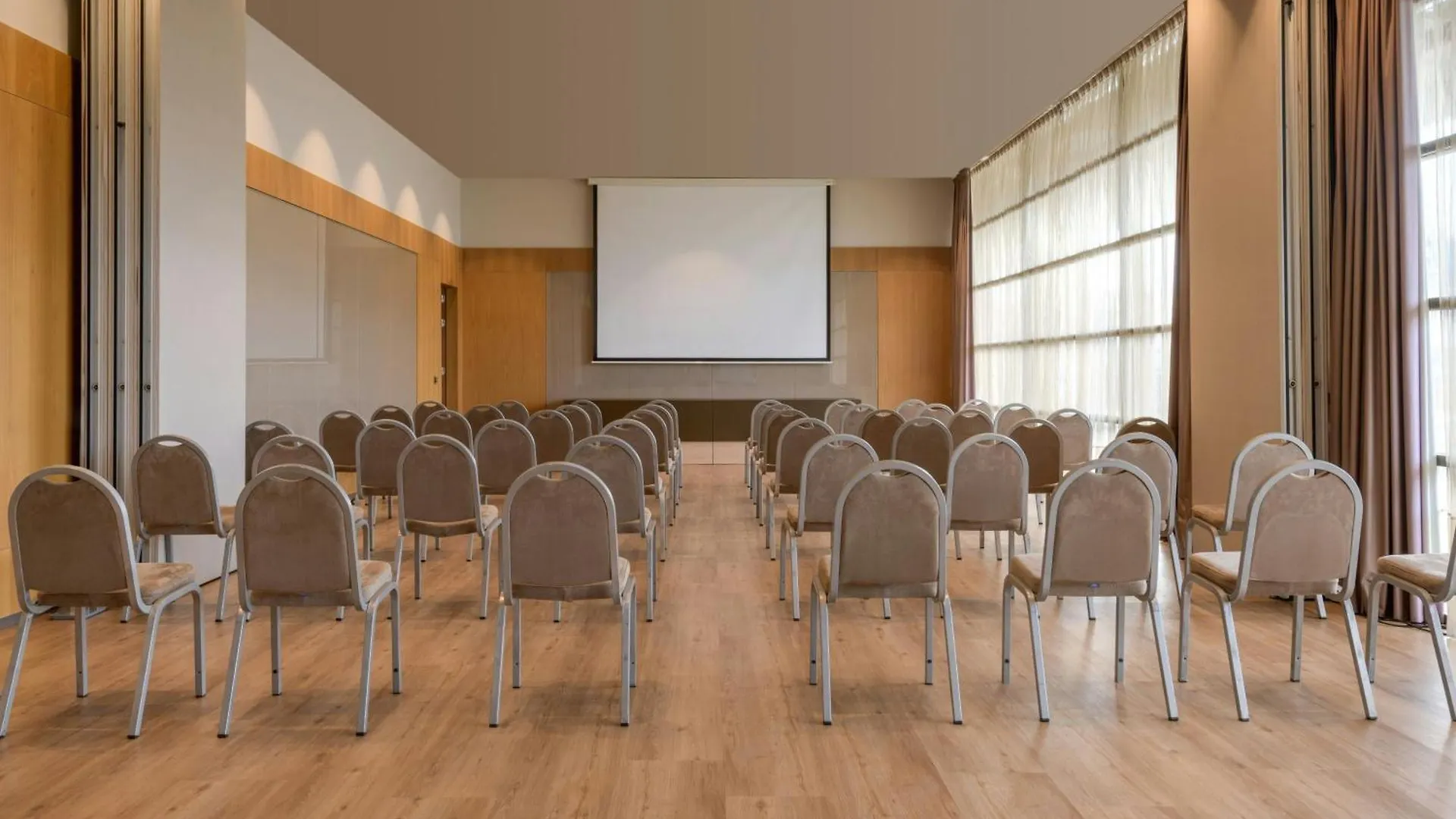 Ac Hotel Diagonal L'Illa By Marriott Barcelona